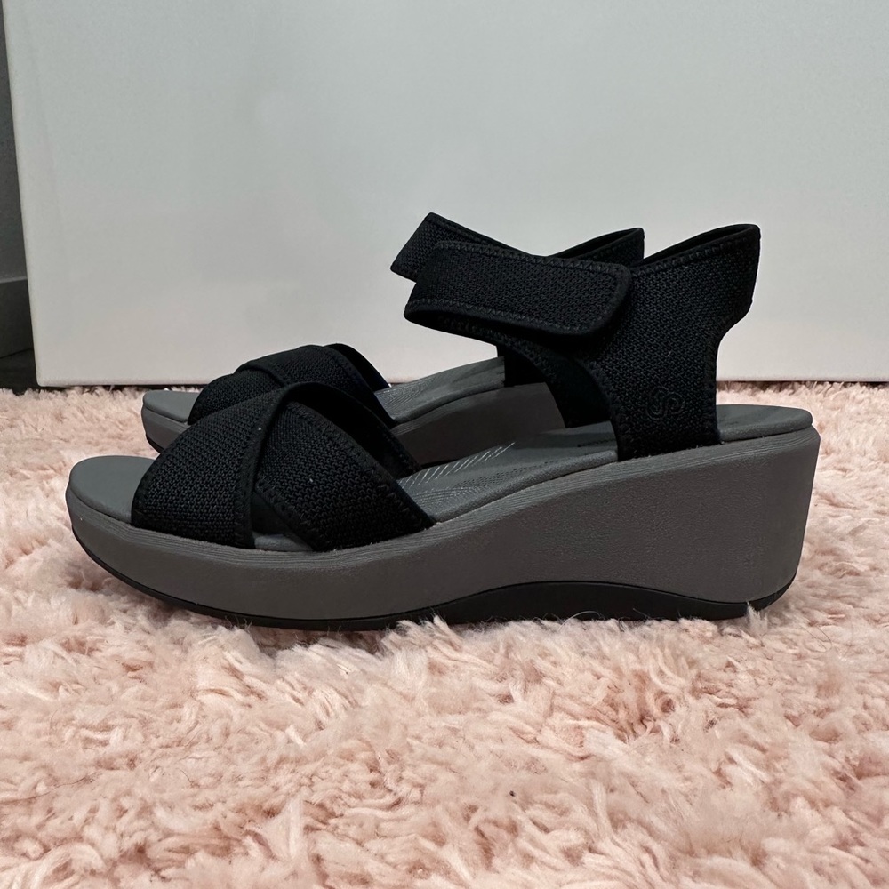Clark’s cloudsteppers “Step Cali Skye” NEW 8.5